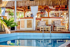 Elmi Suites Beach Hotel - All Inclusive