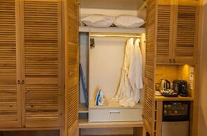 Elmi Suites Beach Hotel - All Inclusive