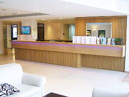 Elmi Suites Beach Hotel - All Inclusive