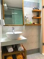 Elmi Suites Beach Hotel - All Inclusive