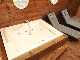 Elmi Suites Beach Hotel - All Inclusive