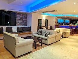 Elmi Suites Beach Hotel - All Inclusive