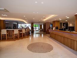 Elmi Suites Beach Hotel - All Inclusive
