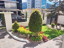 Hotel Muros Quito