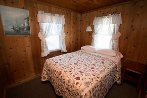 Outer Banks Motel - Village Accommodations