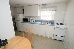 Outer Banks Motel - Village Accommodations