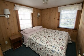 Outer Banks Motel - Village Accommodations