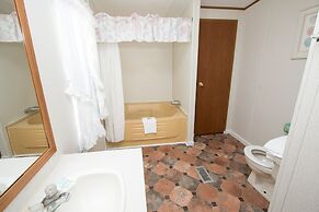Outer Banks Motel - Village Accommodations