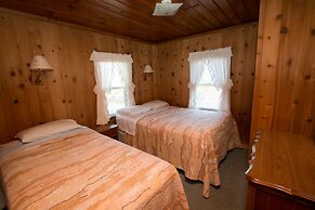 Outer Banks Motel - Village Accommodations