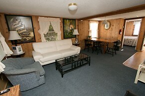 Outer Banks Motel - Village Accommodations
