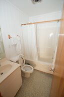 Outer Banks Motel - Village Accommodations