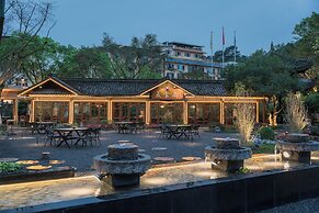 Emeishan Grand Hotel