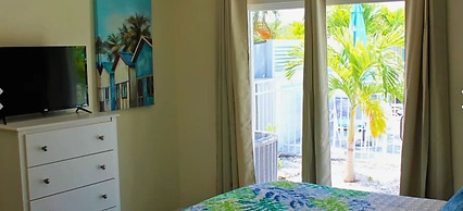 Latitude 26 Waterfront Boutique Resort - Fort Myers Beach