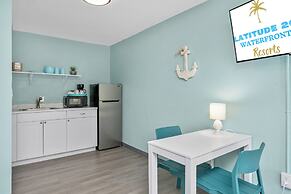 Latitude 26 Waterfront Boutique Resort - Fort Myers Beach