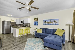 Latitude 26 Waterfront Boutique Resort - Fort Myers Beach