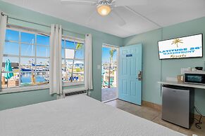 Latitude 26 Waterfront Boutique Resort - Fort Myers Beach