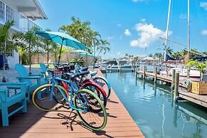 Latitude 26 Waterfront Boutique Resort - Fort Myers Beach