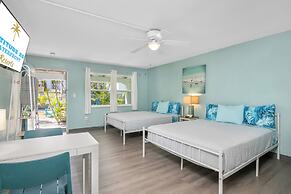 Latitude 26 Waterfront Boutique Resort - Fort Myers Beach