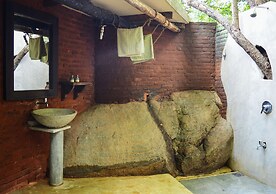 Back of Beyond - Dehigaha Ela
