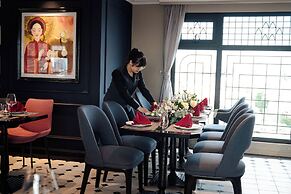Champton Hanoi Hotel