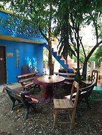 Happy House Backpacker - Hostel