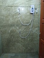 Happy House Backpacker - Hostel