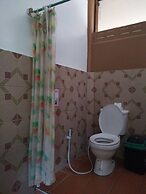 Happy House Backpacker - Hostel