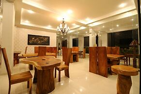 Hotel Wahyu Dana