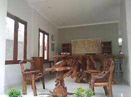 Hotel Wahyu Dana