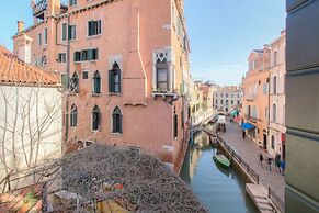 Residenza de l'Osmarin Suites