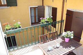 Residenza de l'Osmarin Suites