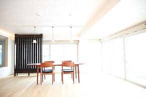 uzuhouse - Hostel