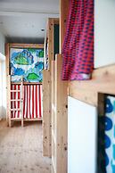 uzuhouse - Hostel