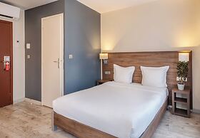 Hotel La Perle Montparnasse