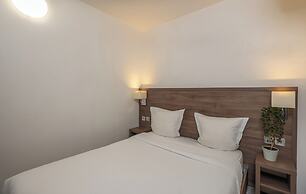 Hotel La Perle Montparnasse