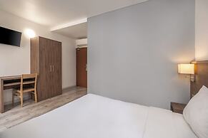 Hotel La Perle Montparnasse