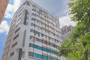 Calligraphy Greenway Hotel