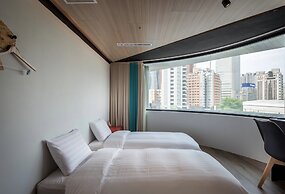 Calligraphy Greenway Hotel