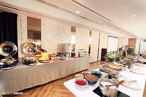 Calligraphy Greenway Hotel