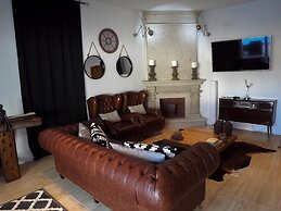 Degebe Country House