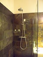 Degebe Country House