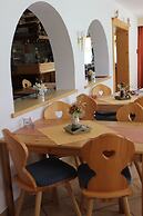 Hotel Pension Almrose