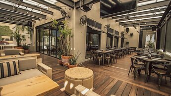 Barrokas Hotel & Suites