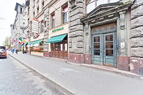 Apartments on Bolshoy Prospekt P.S.