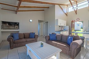 Fynbos Golf & Country Estate