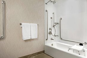 Courtyard by Marriott Toronto Mississauga/West