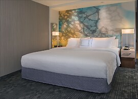Courtyard by Marriott Toronto Mississauga/West