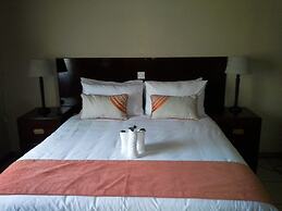 The Big 5 Chobe Lodge