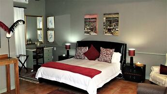 Housemartin Guest Lodge