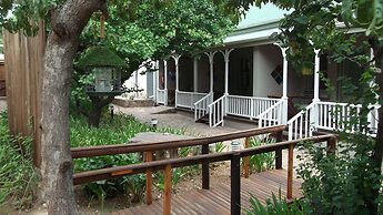 Housemartin Guest Lodge